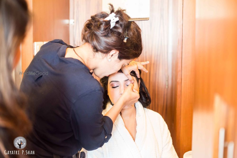 Photo From Val & Tara - By GPS Photography Lounge