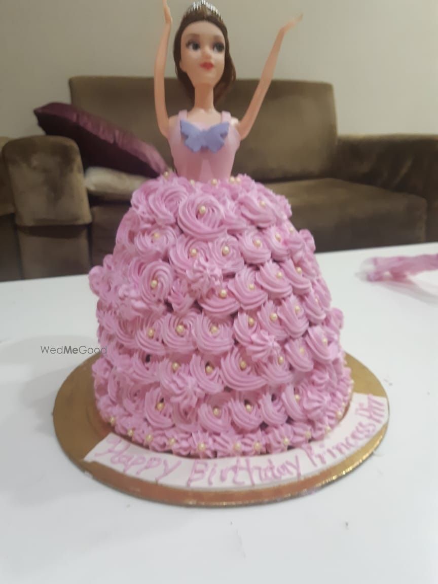 Photo From Birthday cakes  - By Cakes by Noor