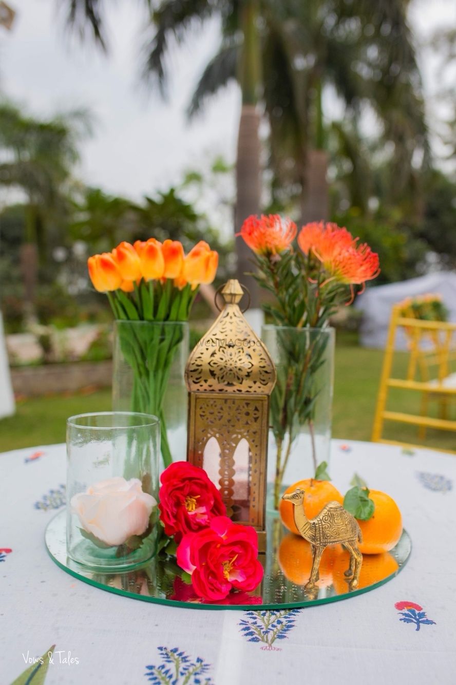 Photo of Mehendi decor centrepiece idea with mix and match elements