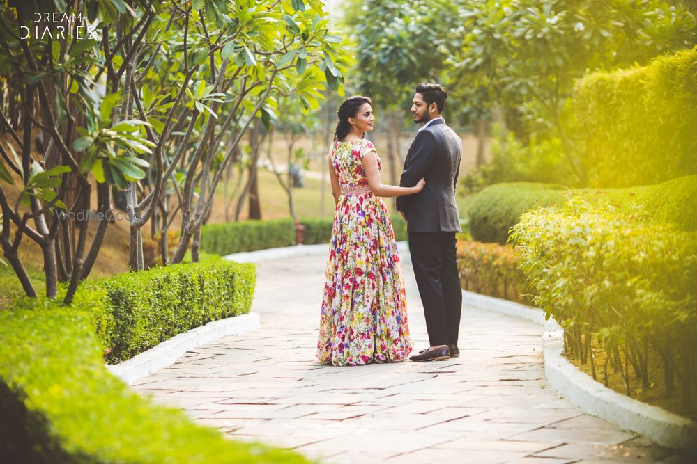 Photo From Ayushi + Akshay, Pre Wedding - By Dream Diaries Photography