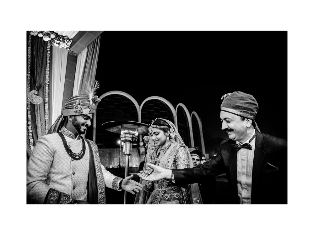 Photo From SONALI + YASH -- FINE ART WEDDING - By Hari Kiran Agnur