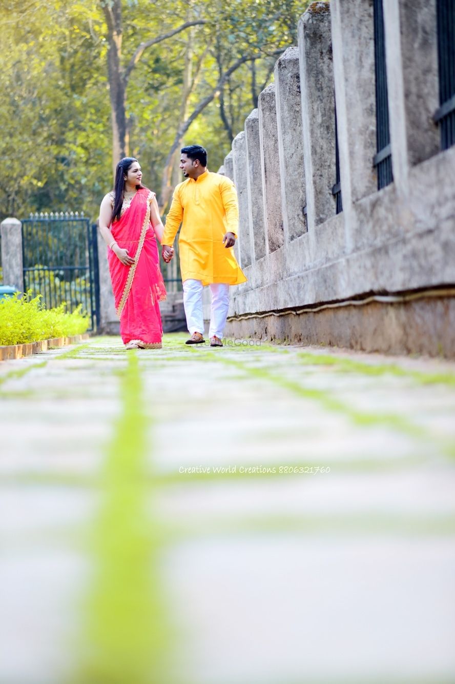 Photo From Pre wedding shoot: PRITESH & SONAL  - By Creative World Creations 