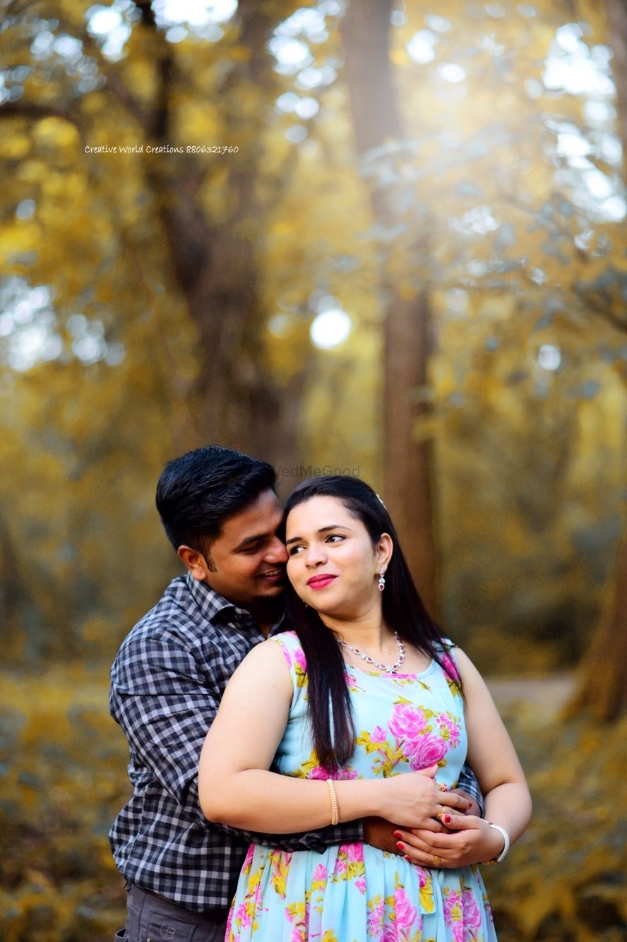 Photo From Pre wedding shoot: PRITESH & SONAL  - By Creative World Creations 