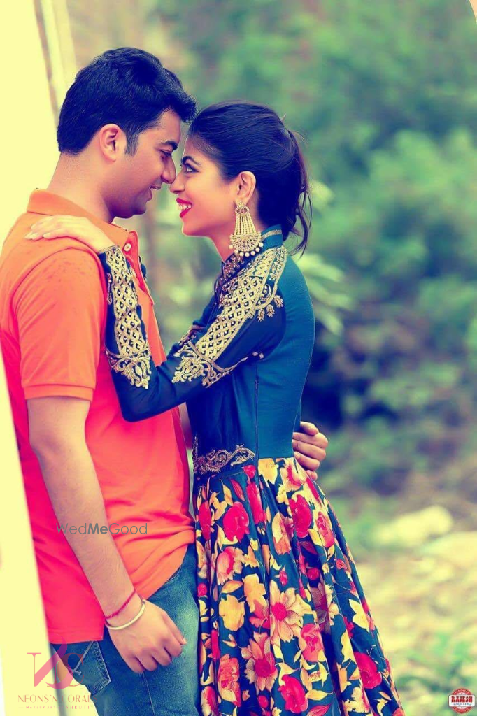 Photo From pre wedding shoot - By NeonsNcorals by Makeup Artist Shruti