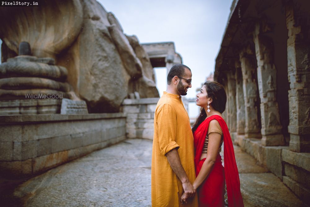 Photo From Indian culture inspired Pre-wedding shoot at Lepakshi Temple - By Pixelstory.in