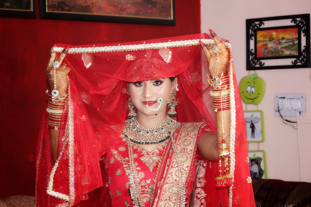Photo From Priti Engagement and wedding  - By Charu Patel’s Professional Makeup