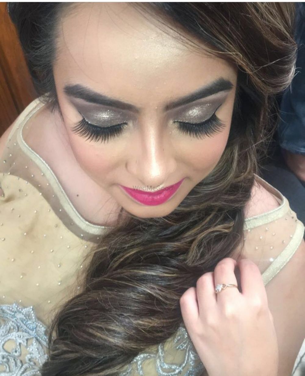 Photo From engagement looks - By Makeup Artist Swati Juneja