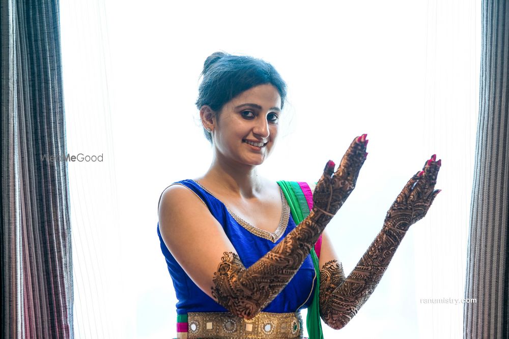 Photo From Glimpse of Mehendi - By Ranu Mistry Photography