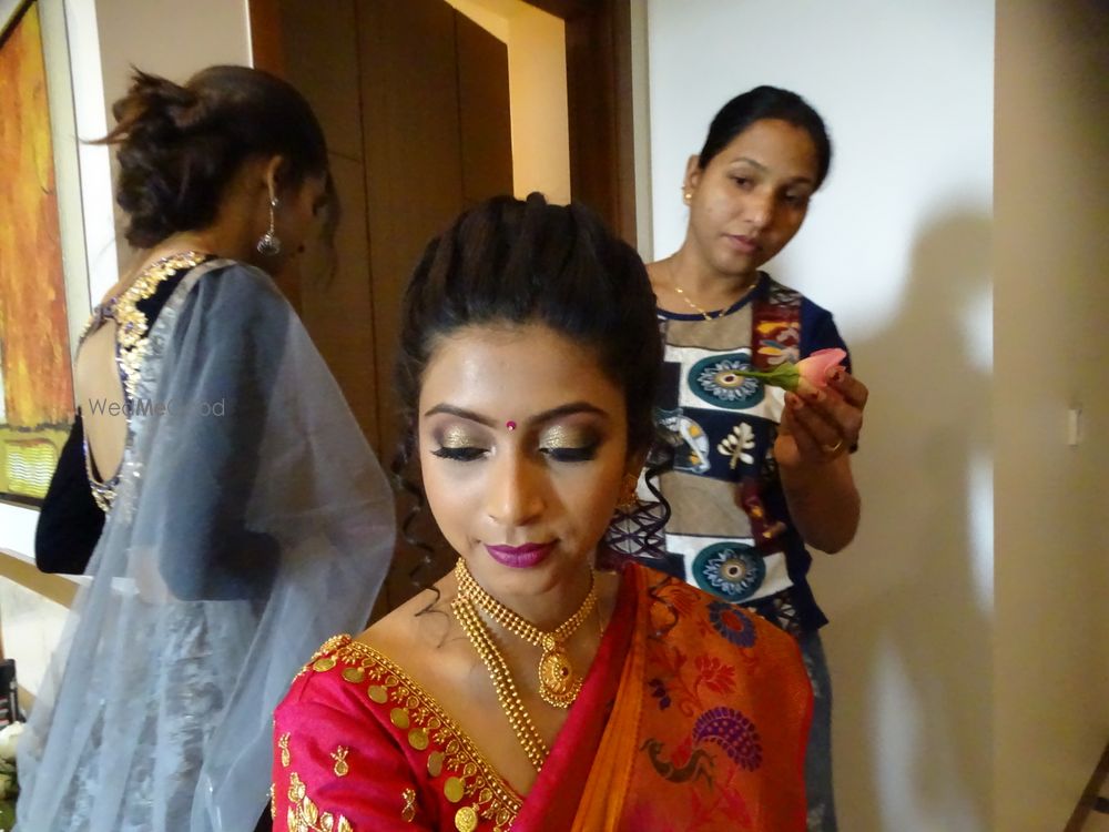 Photo From Engagement Shivani Sarnaik - By Colours Makeup School 