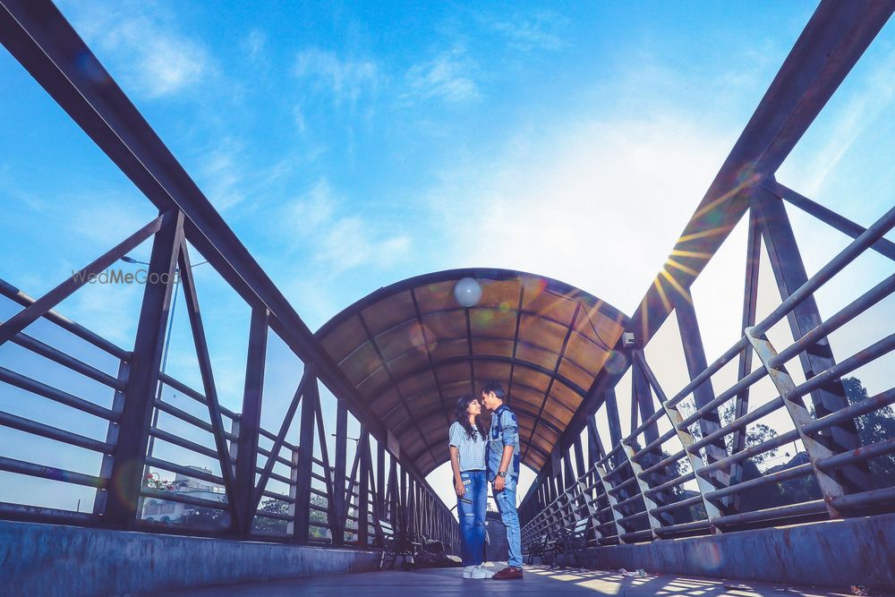 Photo From Street Pre-Wed of Jignesh & Shweta - By QMedia Production