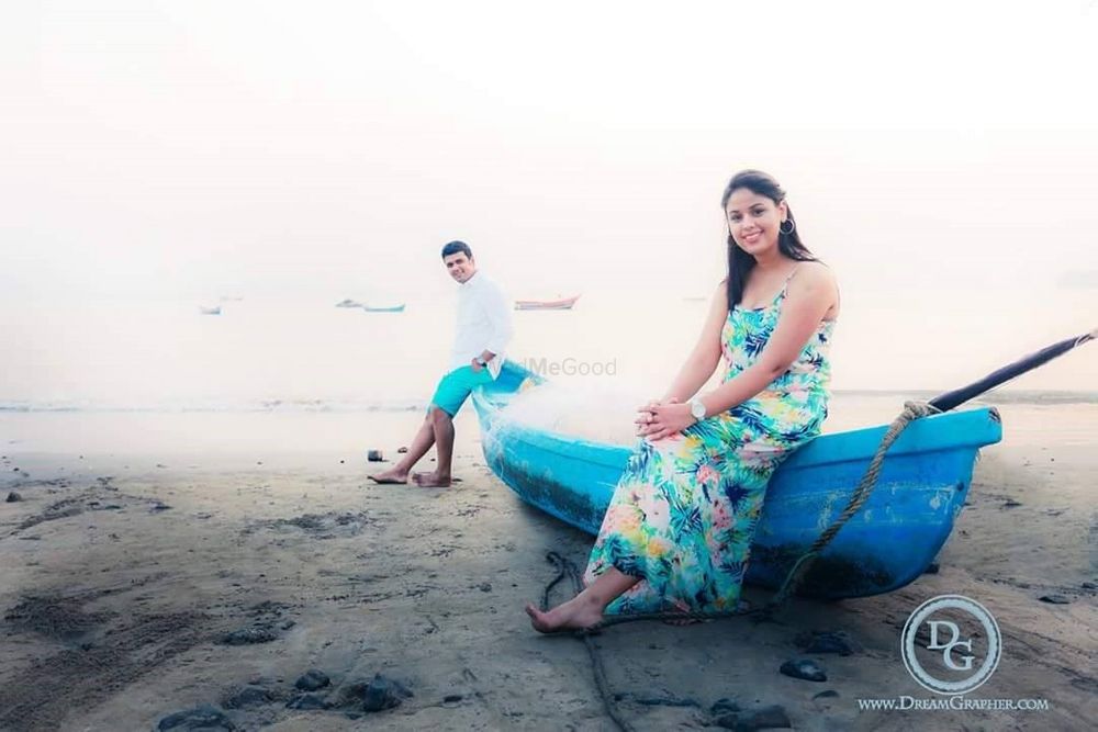 Photo From Pre-wedding and Couple photos - By Dreamgraphers