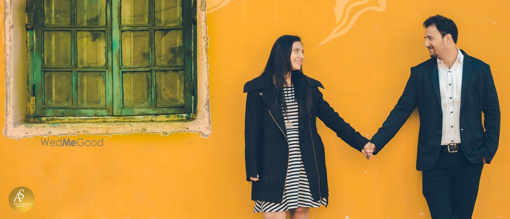 Photo From Jyoti & Ravi Pre-wedding - By The Knotty Weds