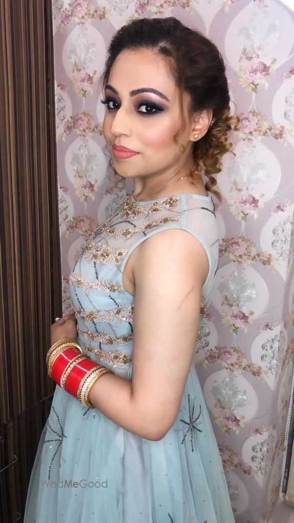 Photo From Party Makeups - By Vandna's Salon