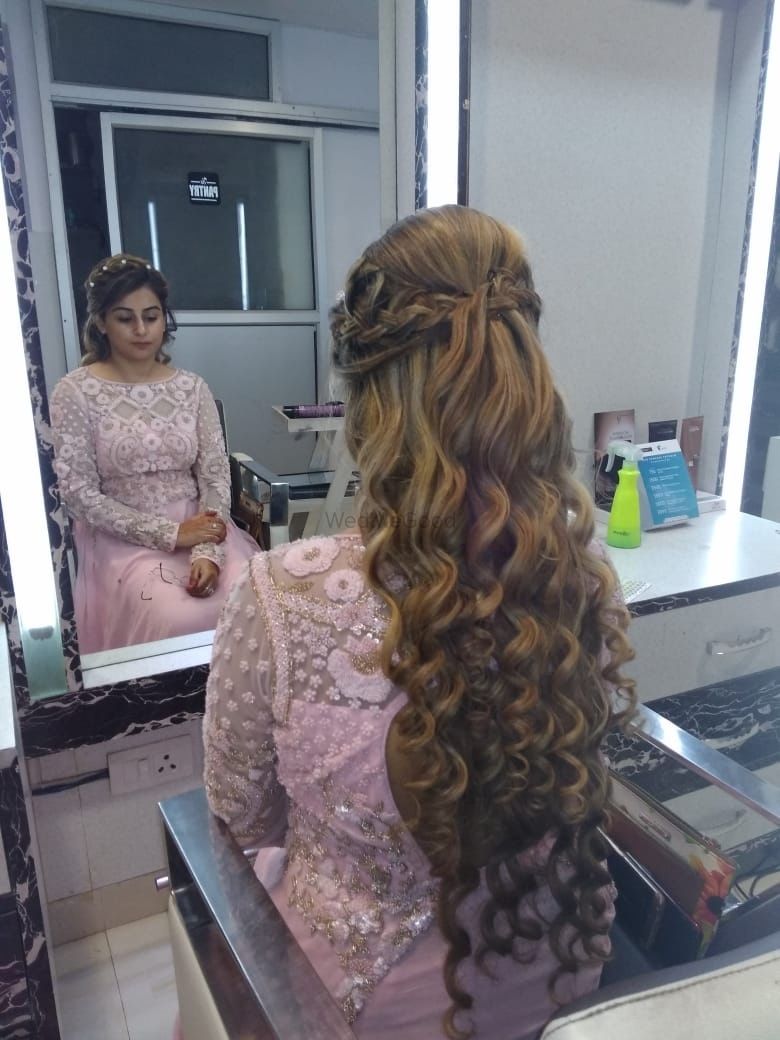 Photo From Hairstyles - By Vandna's Salon