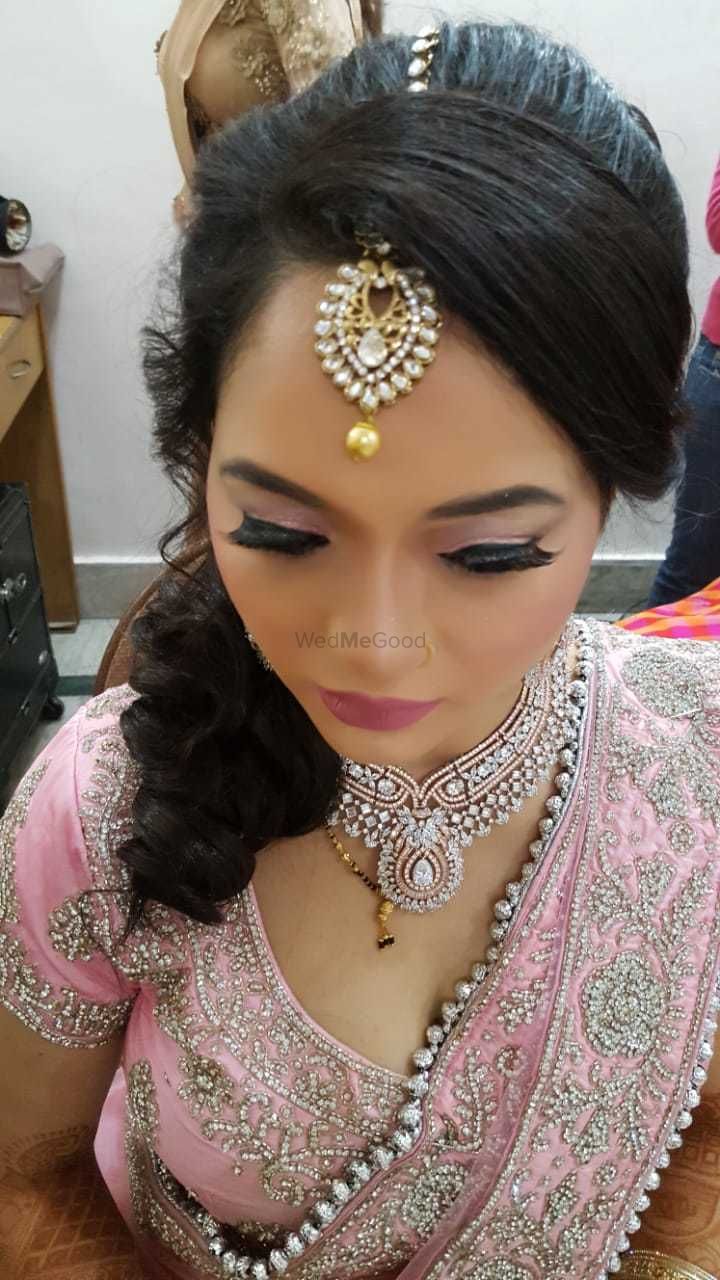 Photo From " RECEPTION" makeup (Airbrush )done by Tanyapuri - By Tanya's L'Oreal Salon