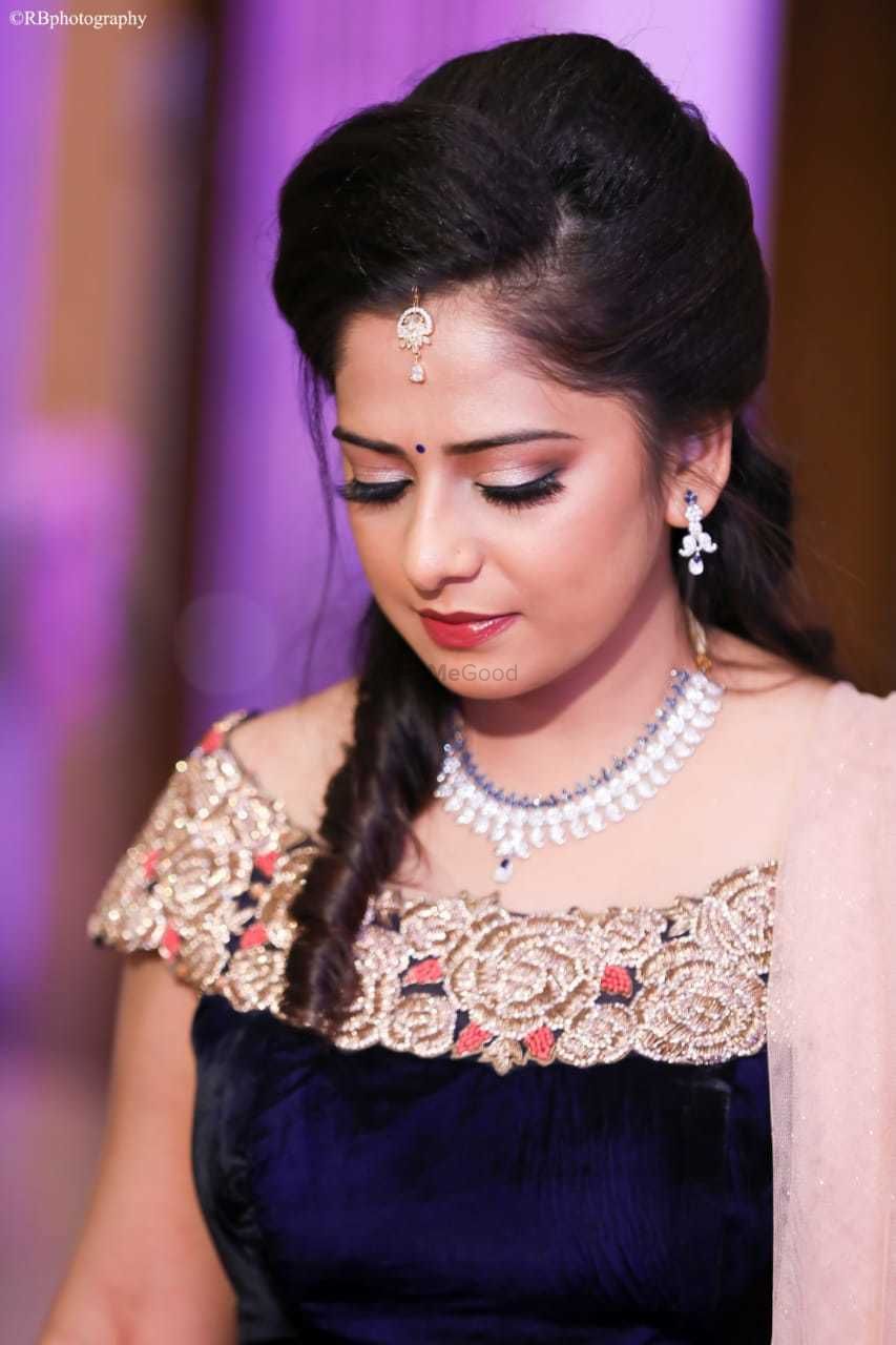 Photo From Engagement Khushboo Mehta - By Colours Makeup School 