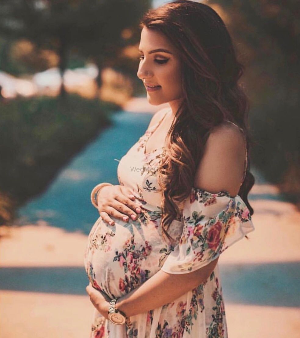 Photo From Maternity Shoot  - By Makeovers by Amisha Chugh