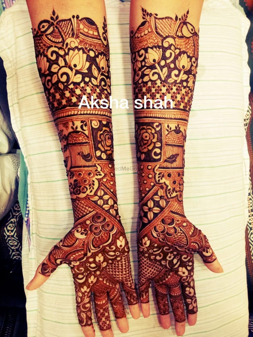 Photo From Engagement of Vaibhavi - By Aksha Shah Mehendi Designer