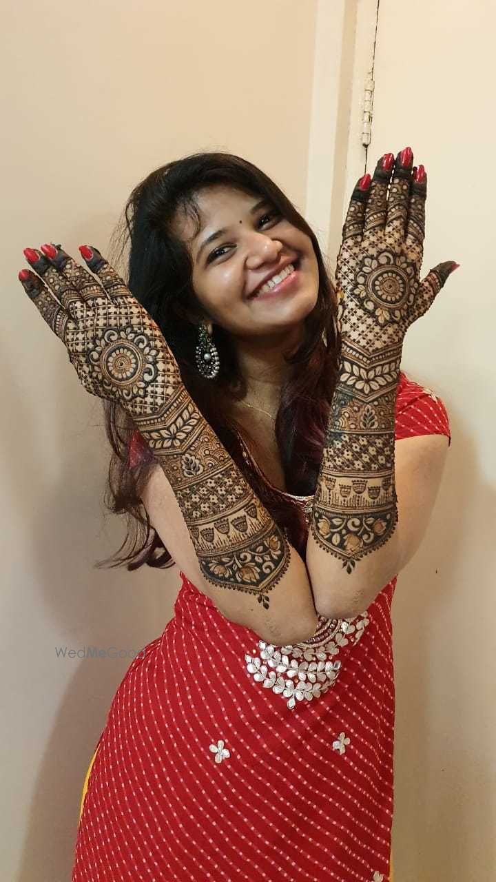 Photo From Latest 2019 work - By Aksha Shah Mehendi Designer