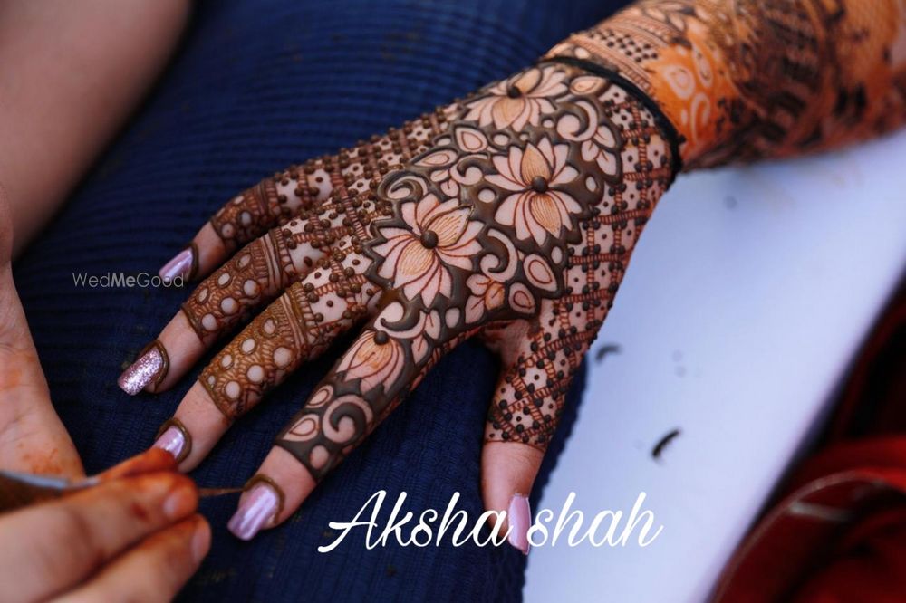 Photo From Latest 2019 work - By Aksha Shah Mehendi Designer