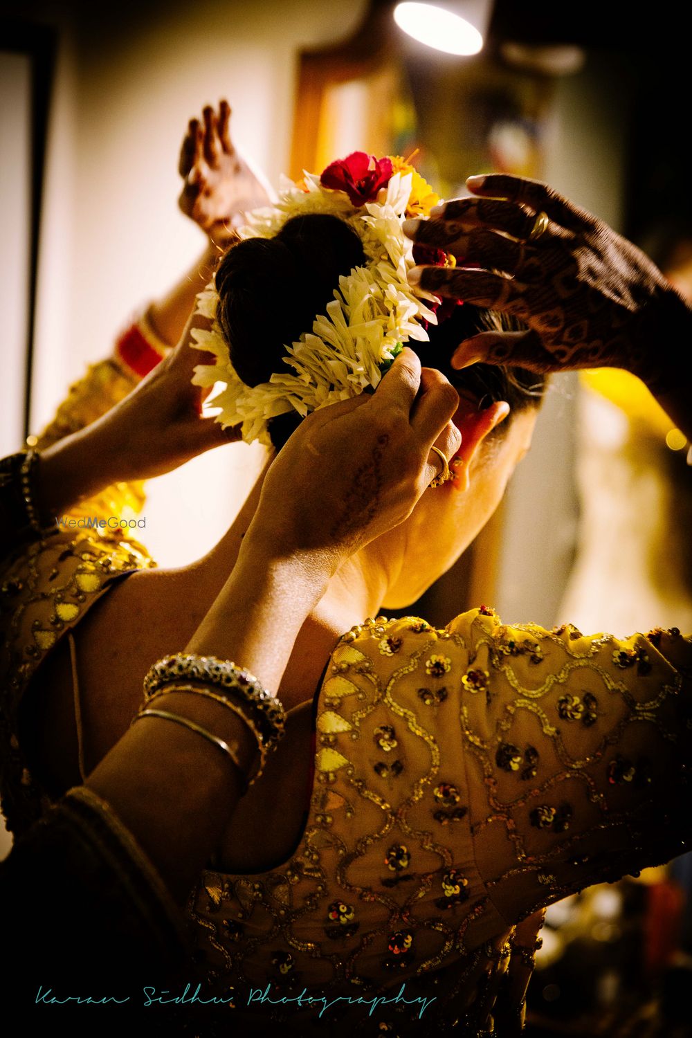 Photo of Gajra on Hair Bun