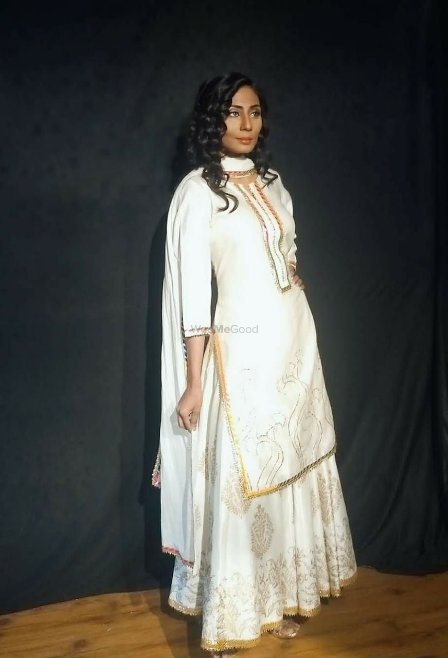 Photo From Hi fashion Shoots - By Makeovers by Roopa Chauhan