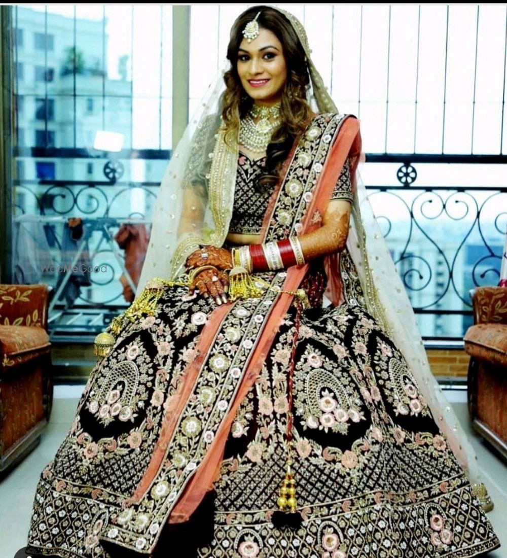 Photo From pictures of my brides - By Aksha Shah Mehendi Designer