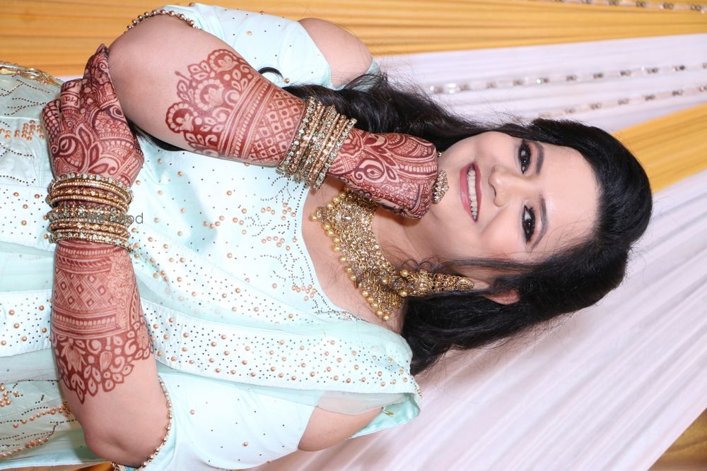 Photo From Chitra And Pratik Engagement - By Abrar Photography