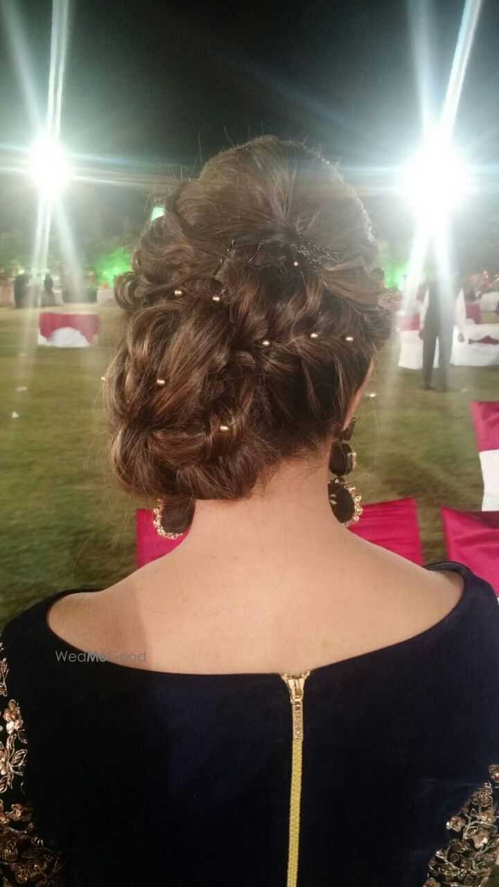 Photo From bridal:) - By Sonia Kewalramani Hair and Make up Artist