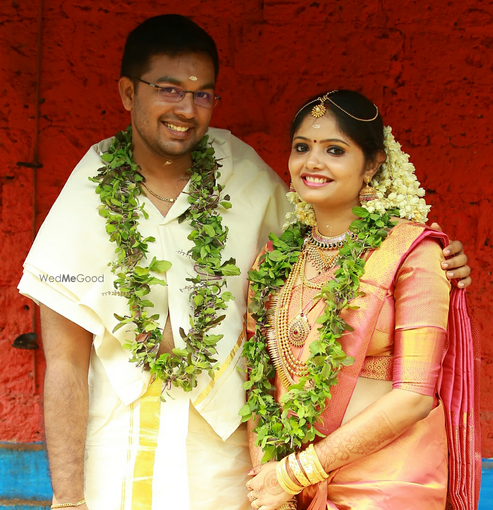 Photo From Celebrating love with Pooja and Anirudh - By Snigdha Hair and Makeup