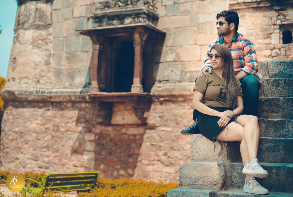 Photo From Pooja & Gaurav Pre-wedding - By The Knotty Weds