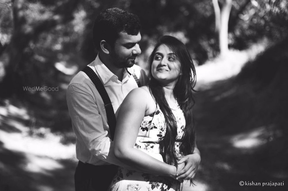 Photo From Ankita & Bhavin Pre-wedding shoot - By Kishan Prajapati