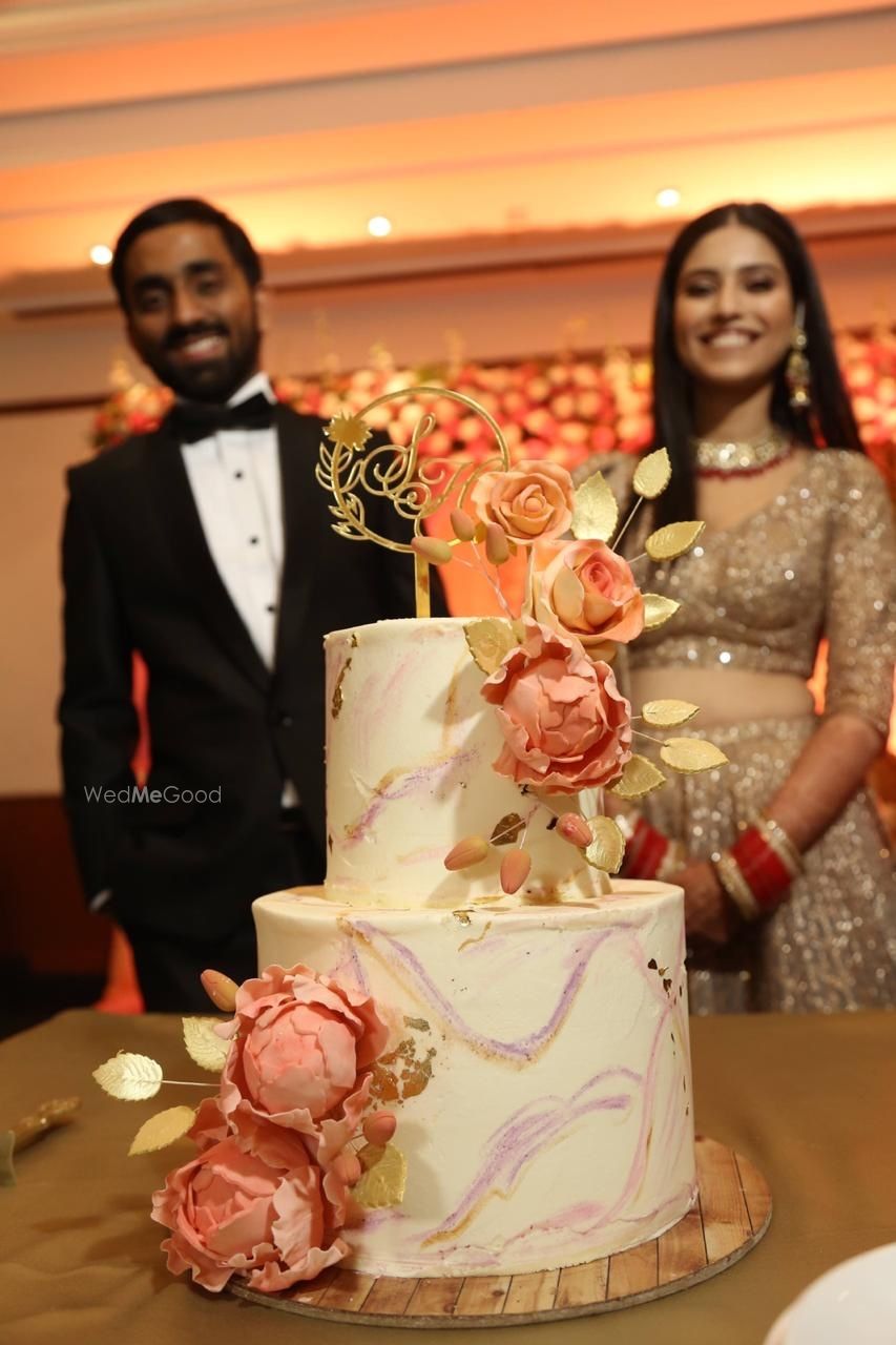 Photo From WEDDING CAKES BY TCC  - By The Cake Company