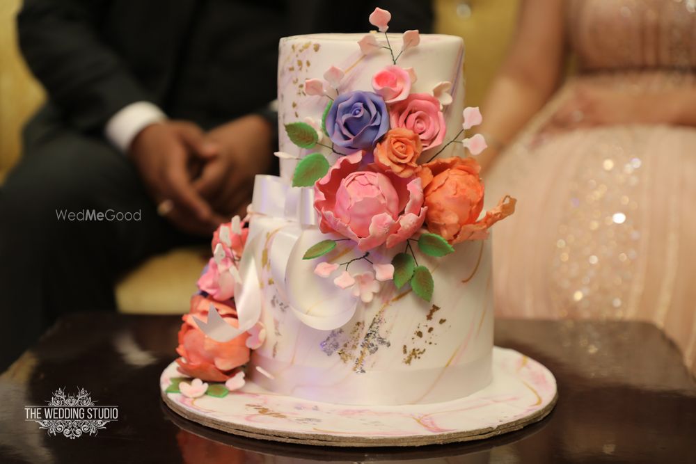 Photo From WEDDING CAKES BY TCC  - By The Cake Company