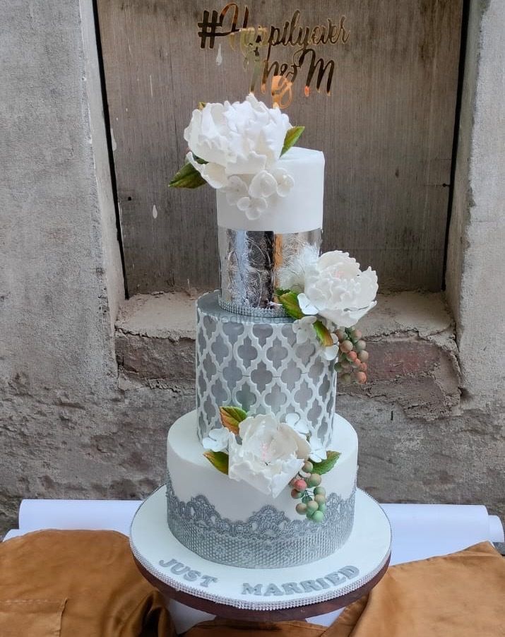 Photo From WEDDING CAKES BY TCC  - By The Cake Company