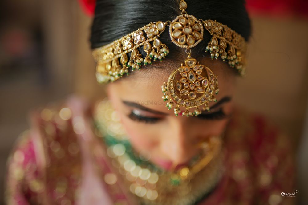 Photo of bridal mathapatti in gold