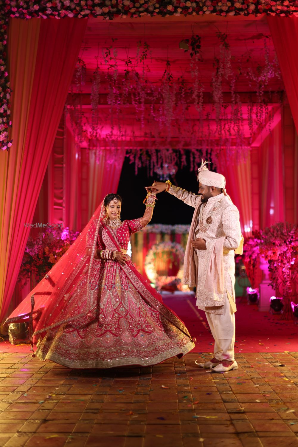 Photo From BRIDE( wedding/reception/Pheras) - By Make Me Up by Parul