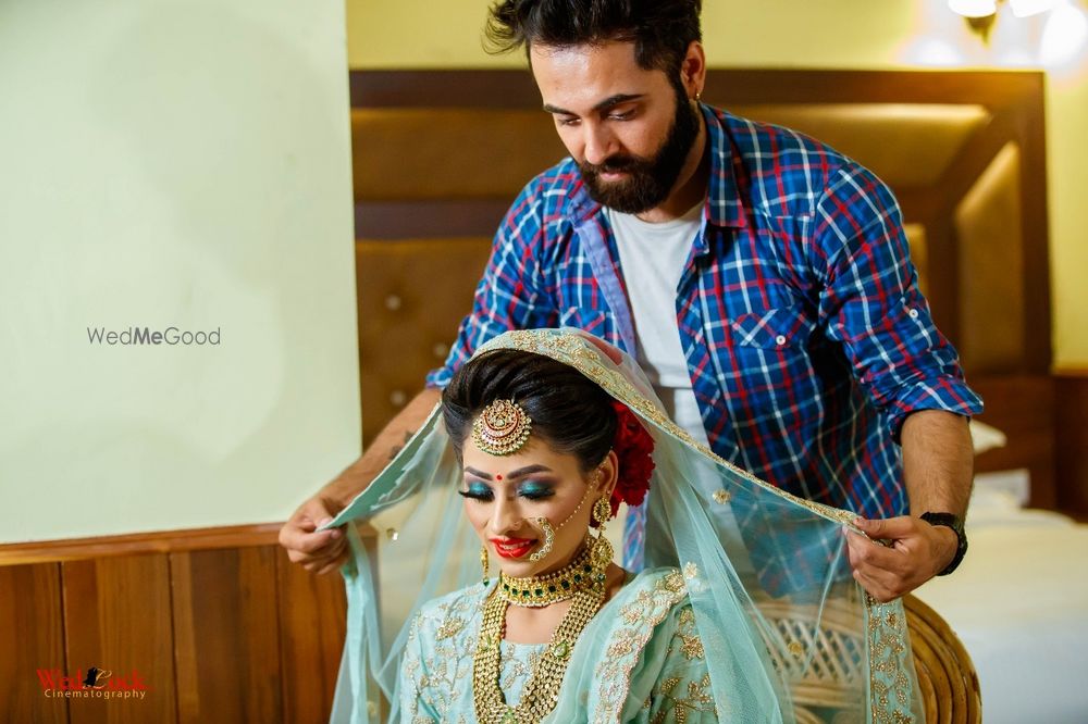 Photo From bridal makeup - By Makeovers by Nitin Girdhar