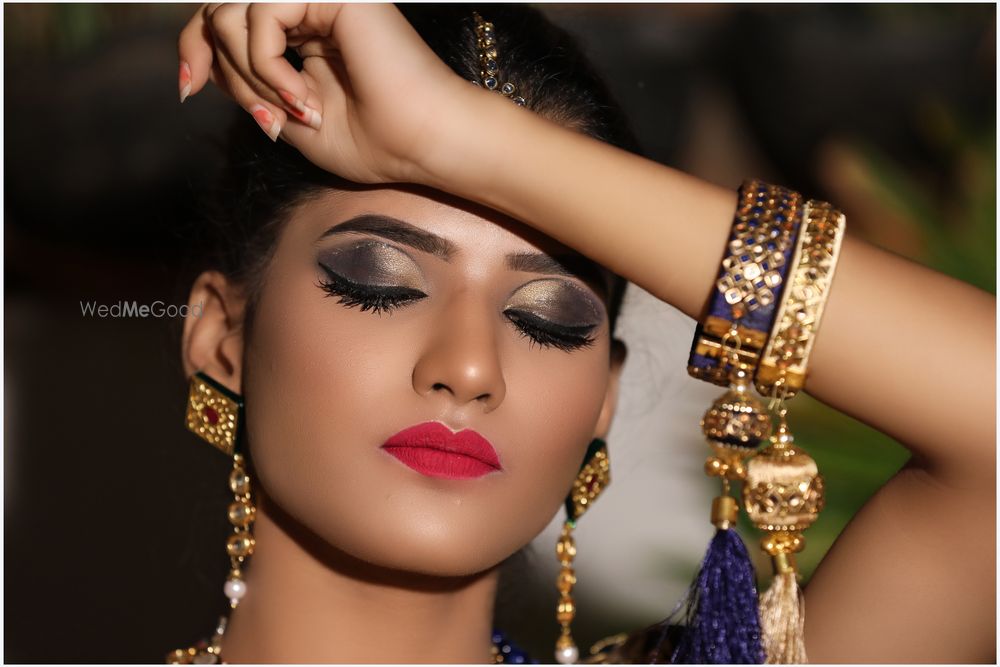 Photo From Best of Eyes - By Nayankaari