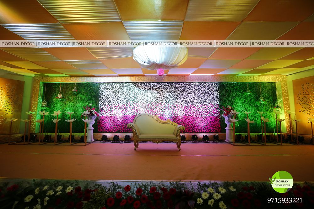 Photo From Floral wall - By Roshan Decorators