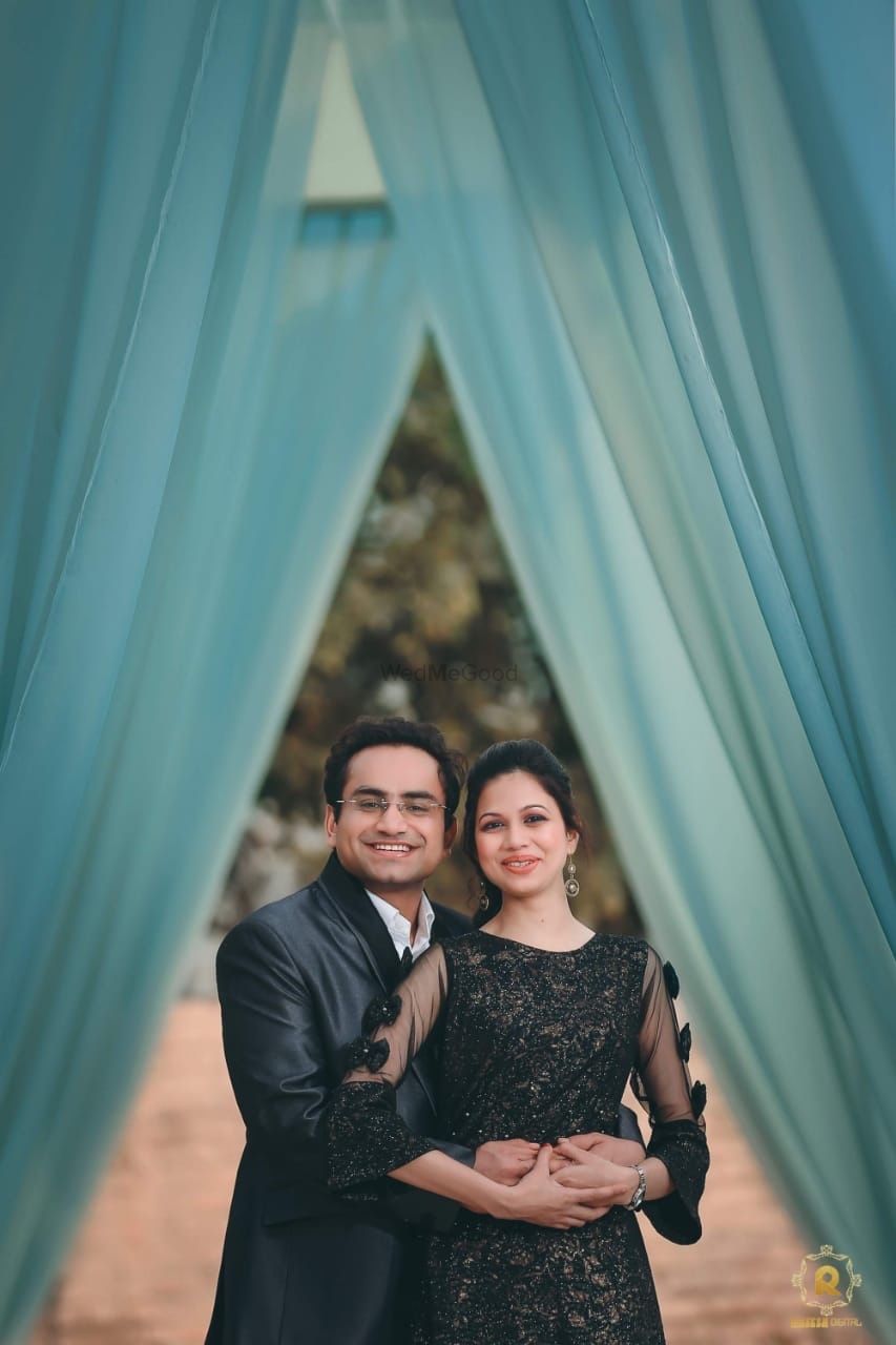 Photo From pre-wedding shoot - By Makeup by Aarushi Sood