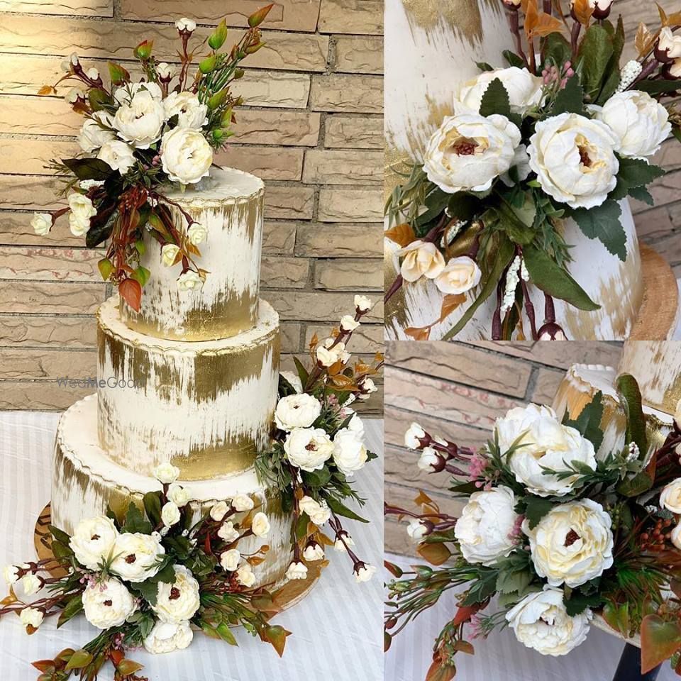 Photo From Wedding Cakes - By The Cake Design Company 