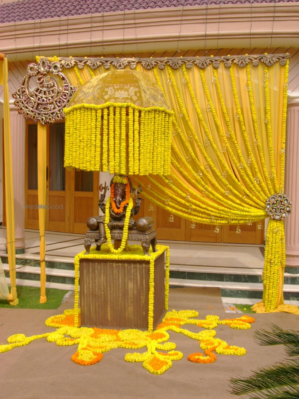 Photo From mehndi set  up  - By Mahaveer Tent House