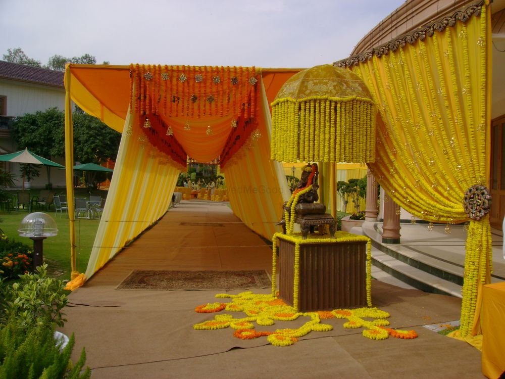 Photo From mehndi set  up  - By Mahaveer Tent House