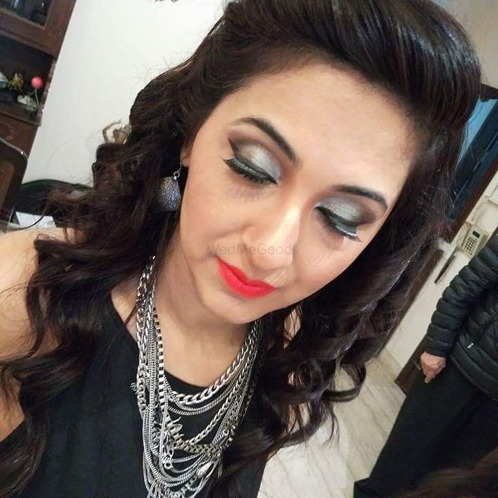 Photo From party makeups - By MB's by Madhu Barethiya