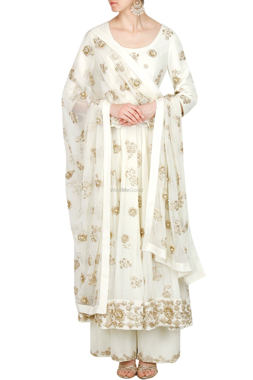 Photo of Sister of the Bride-White and Gold Anarkali