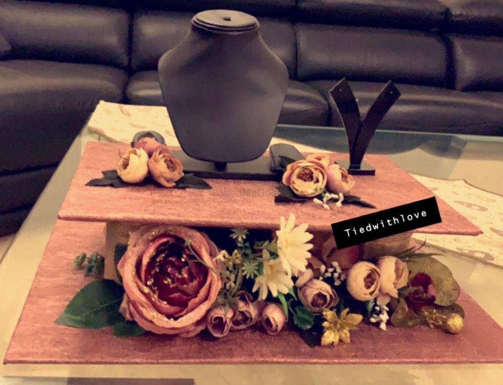 Photo From Engagement & Ring Platters - By Tied With Love 