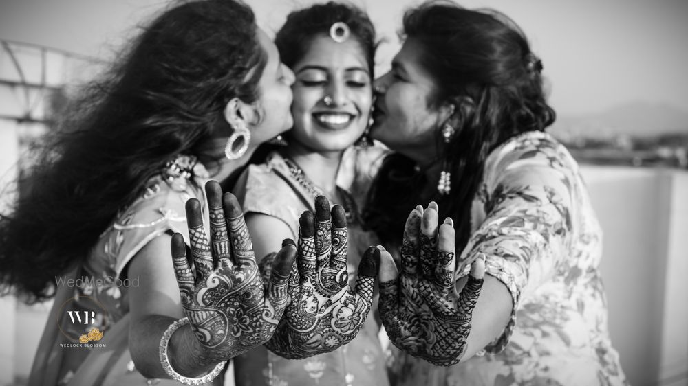 Photo From Aishwarya's Mehndi - By Wedlock Blossom