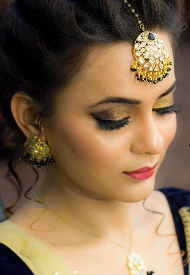 Photo From engagement look - By Charites Makeup