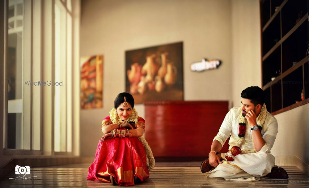 Photo From Actress Ashwathy Warrier & Abilash Unnikrishnan's Destination Wedding at Le Meridien Kochi - By SDS Studio